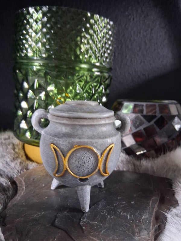 Triple Moon Cauldron