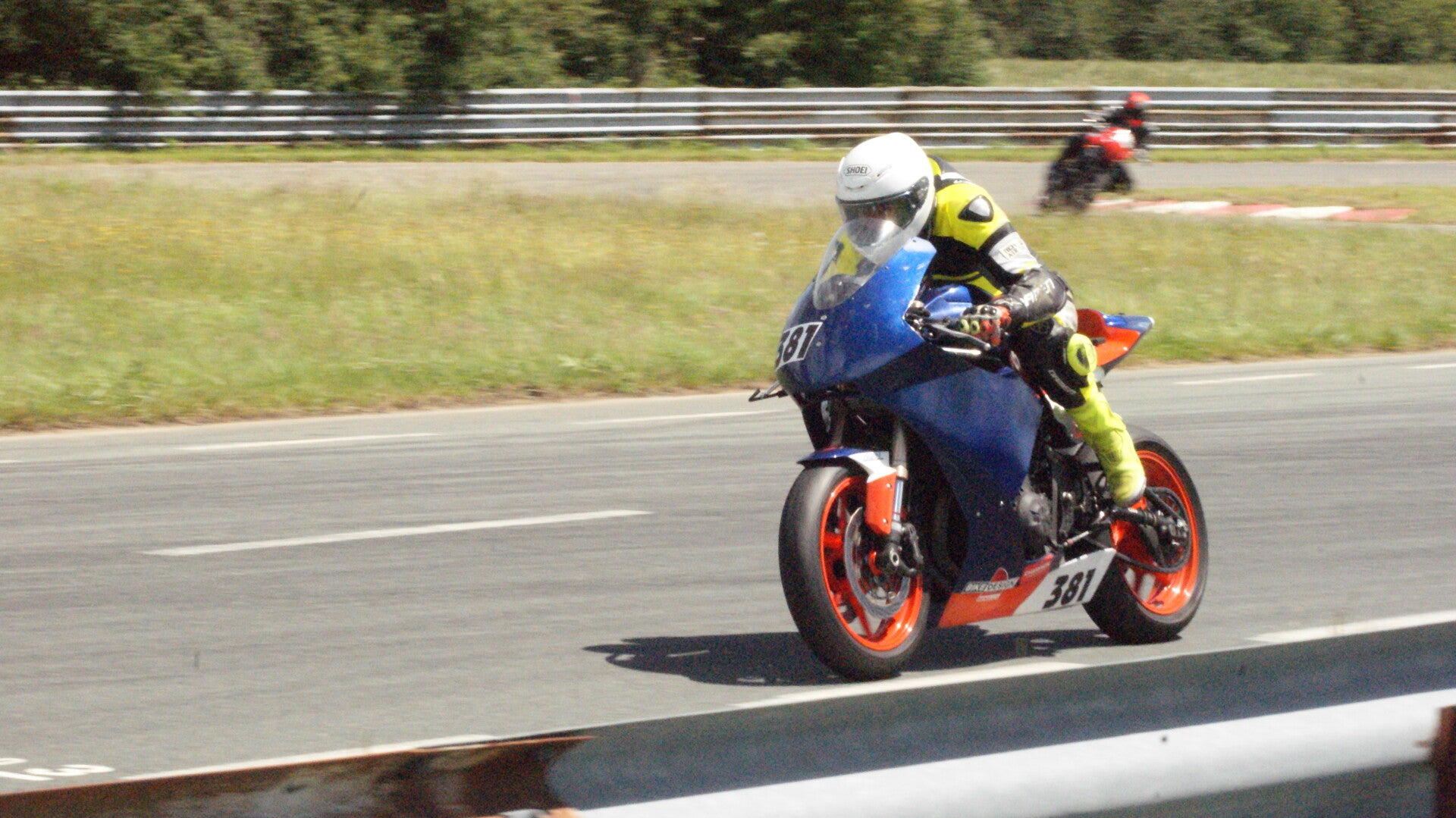 dsc07722-standard.jpg