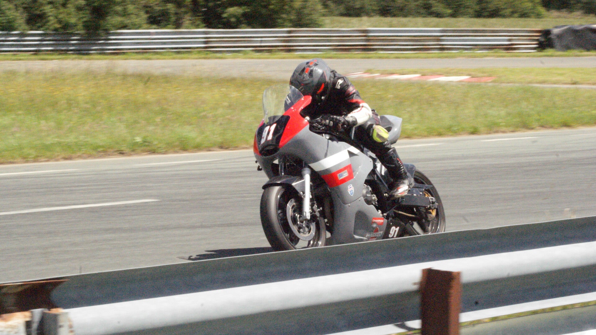 dsc07728-standard.jpg