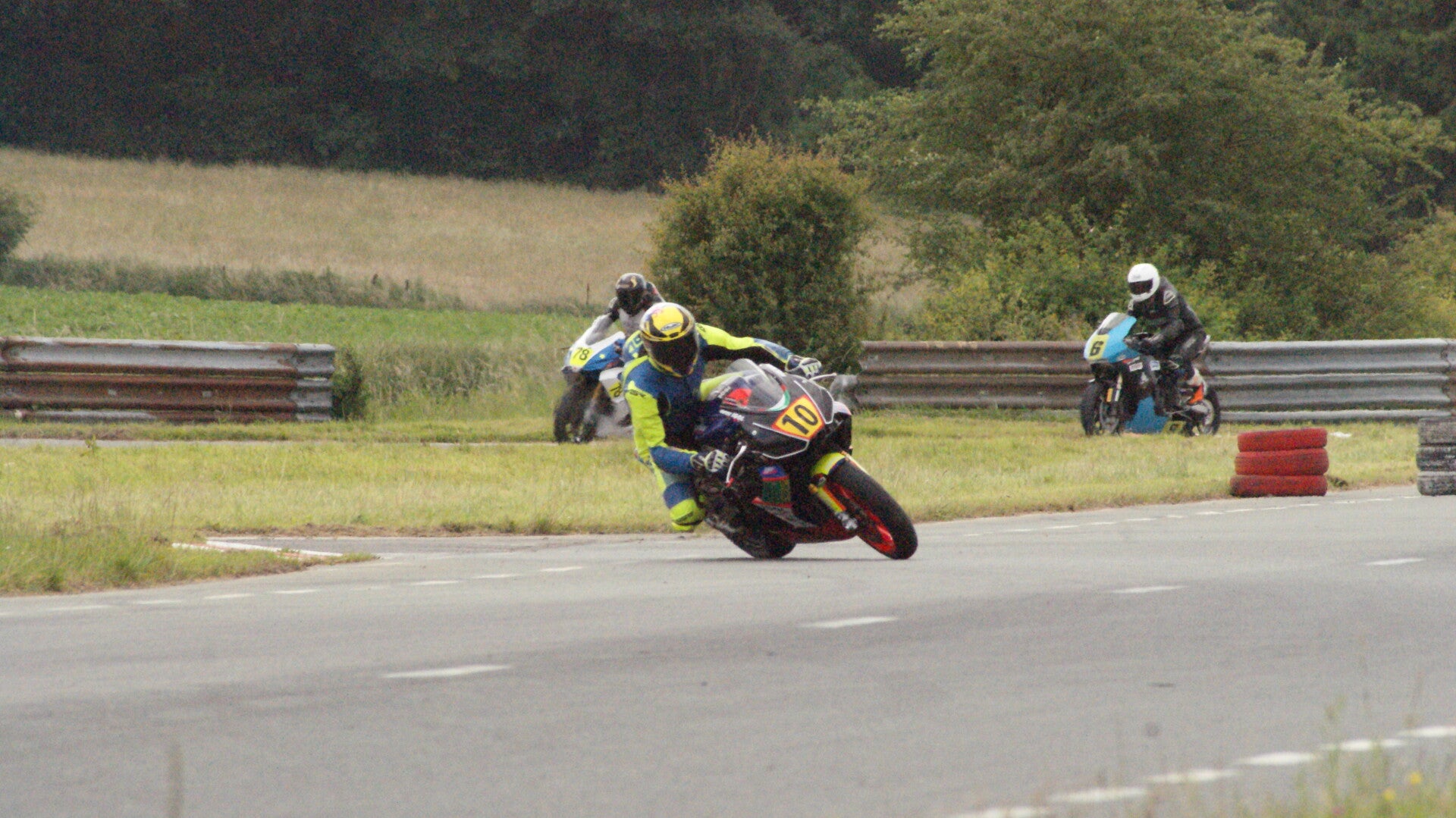 dsc07897-standard.jpg