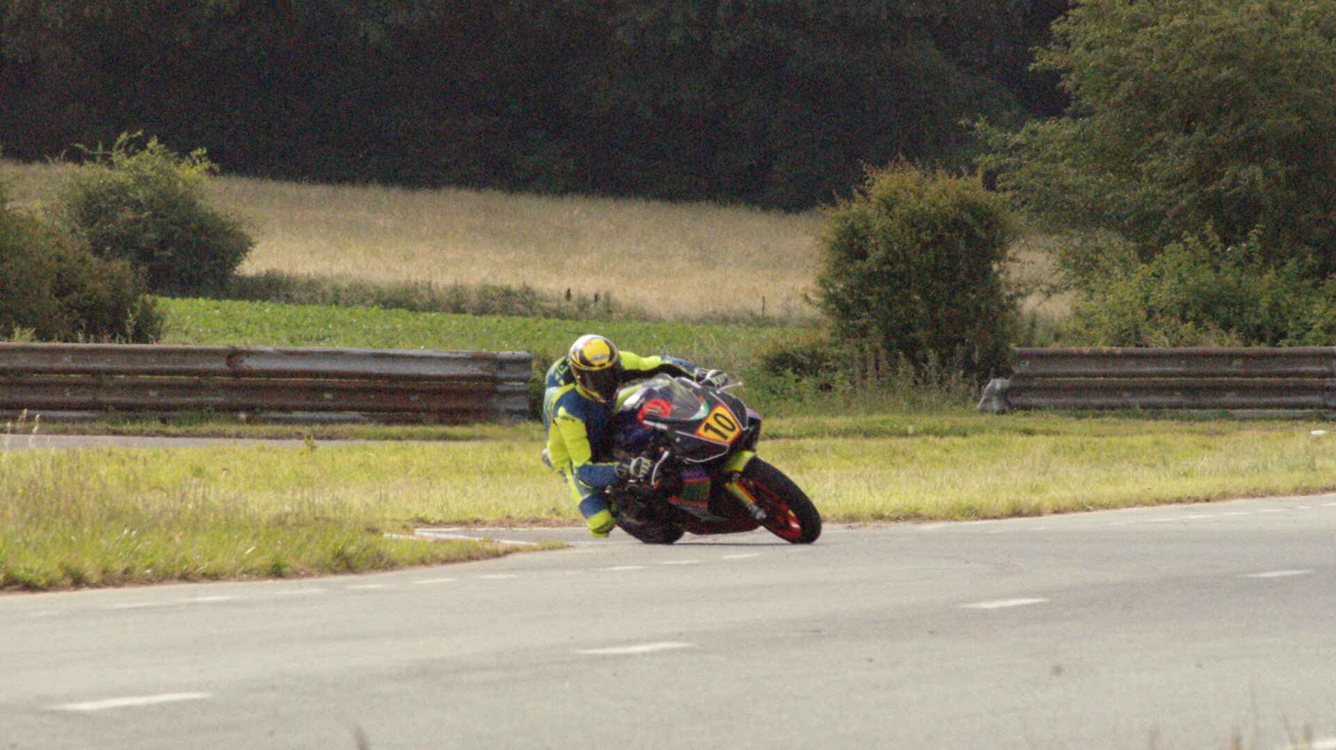 dsc07904-standard.jpg