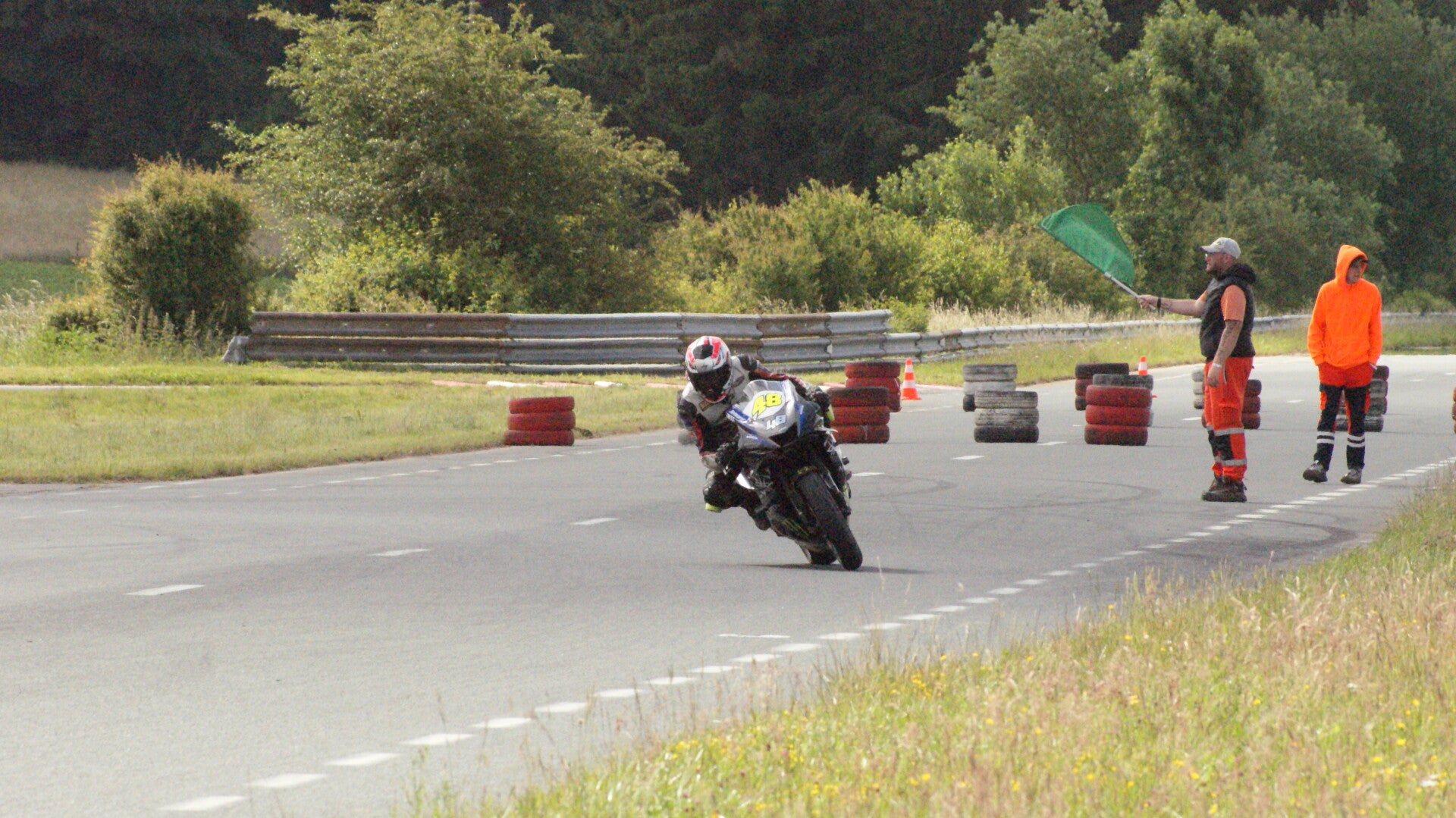 dsc07914-standard.jpg