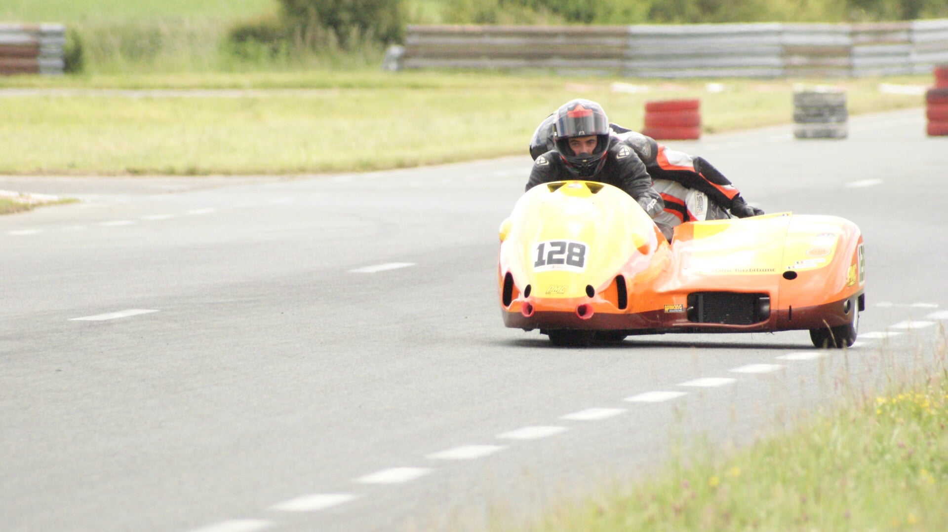 dsc08025-standard.jpg