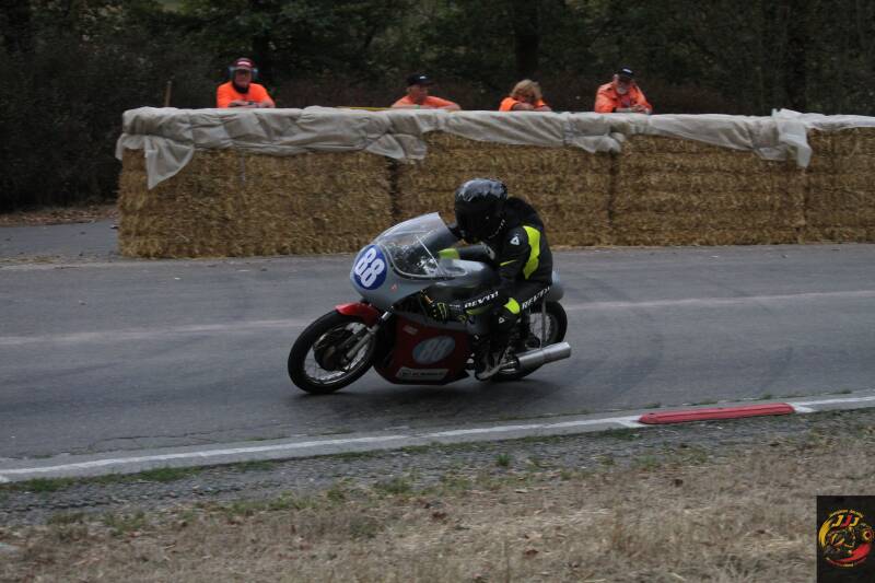 img_0409-standard-5udxgo.jpg