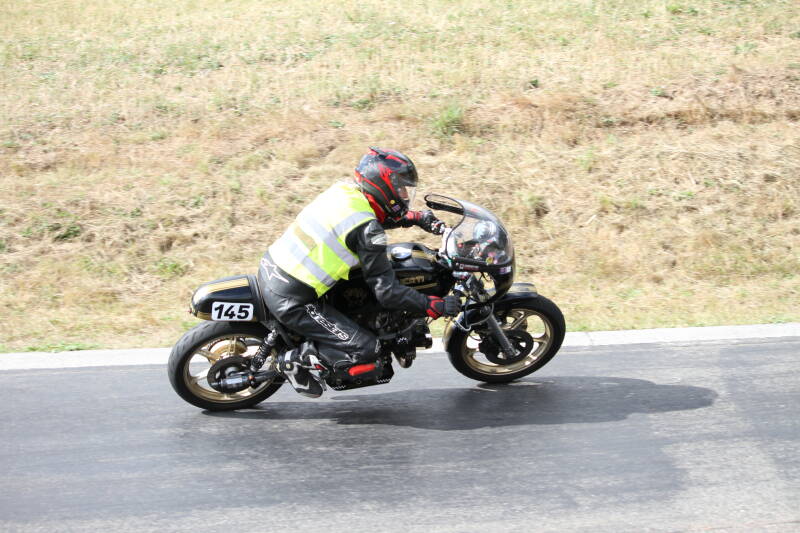 img_0923-standard-m0atu6.jpg