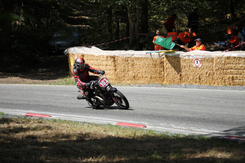 img_1435-standard-i2zf0z.jpg