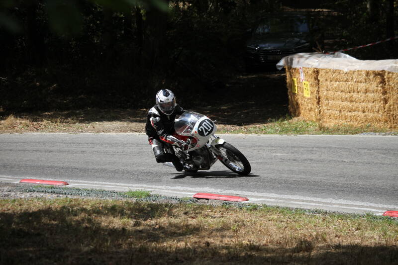 img_1457-standard-dbq1ff.jpg