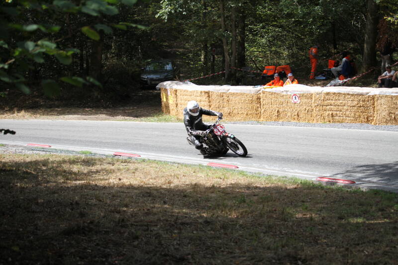 img_1538-standard-o674hc.jpg