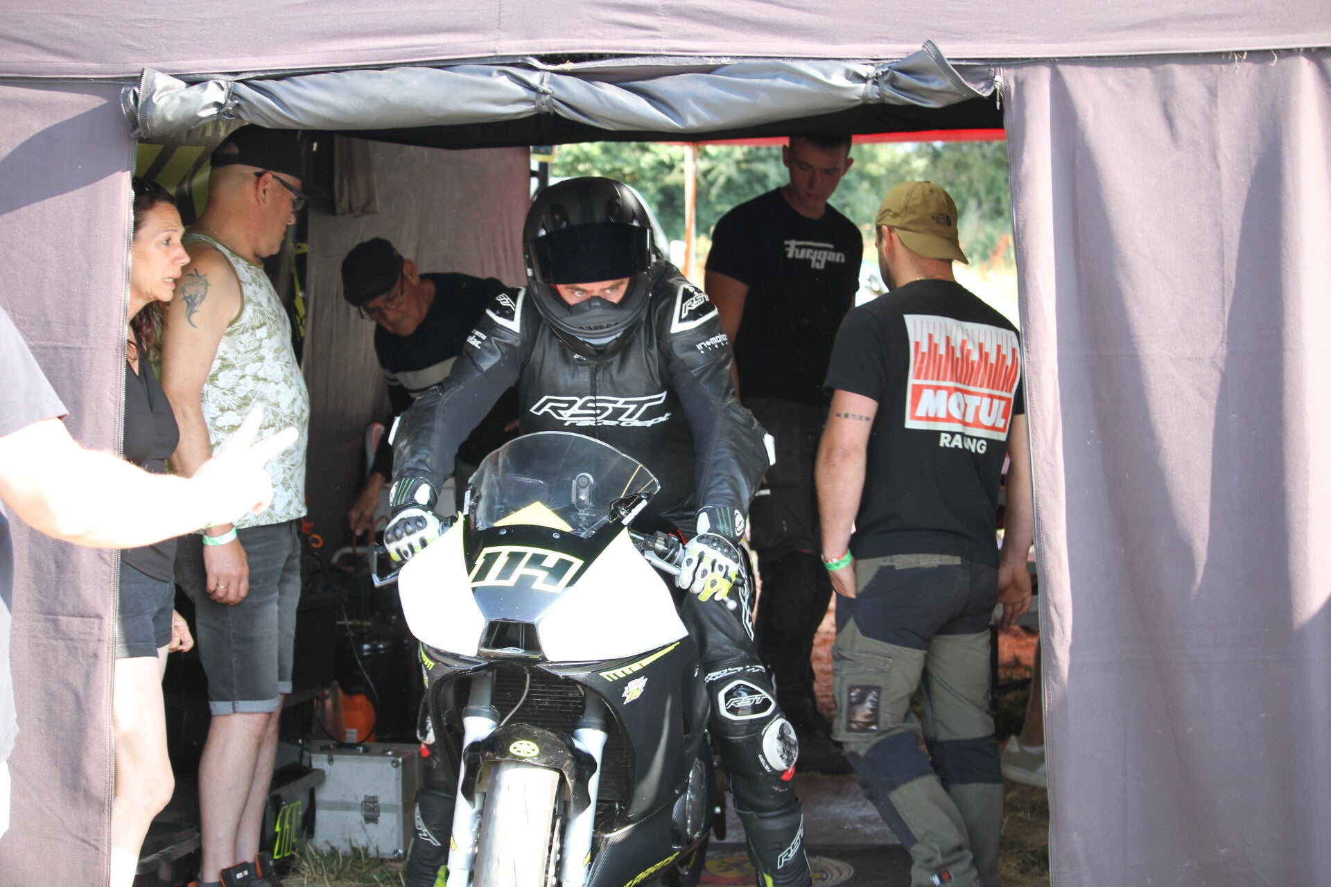 img_1663-standard.jpg