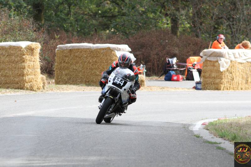 img_4421_0-standard.jpg