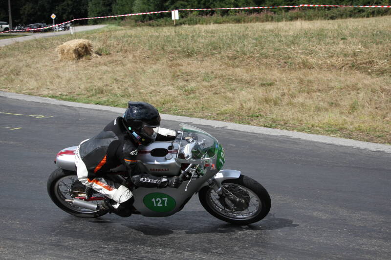 img_4541-standard-pv8doe.jpg
