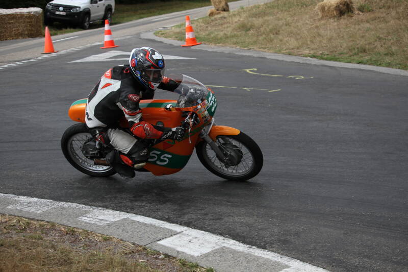 img_4550-standard-99l3c1.jpg