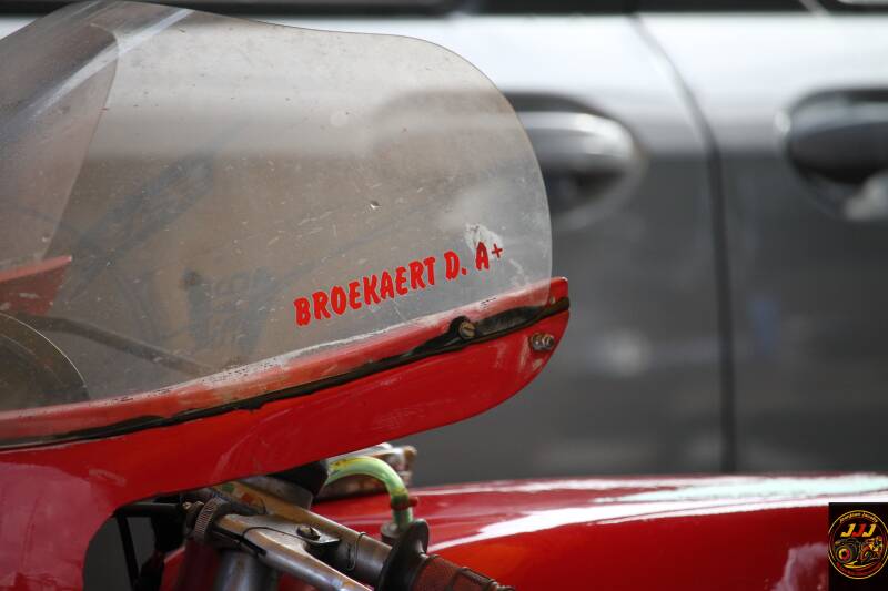 img_9617_0-standard.jpg
