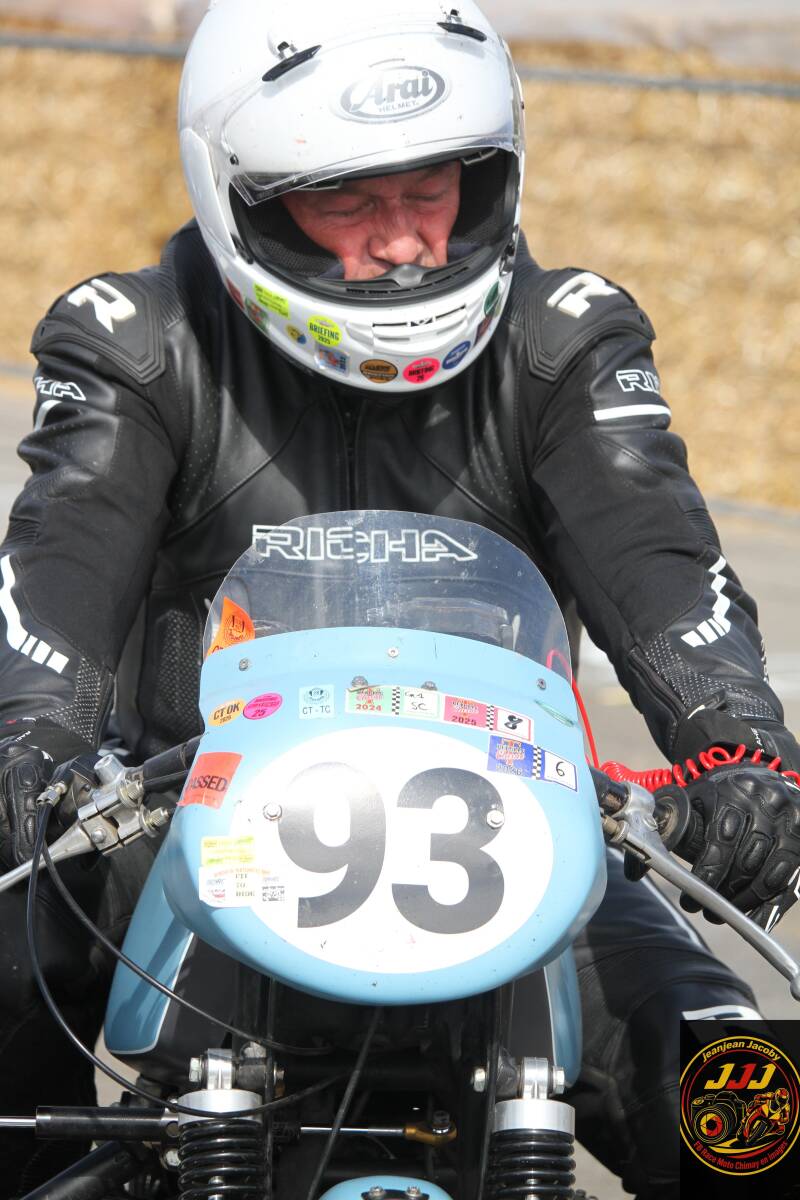 img_9809_0-standard.jpg