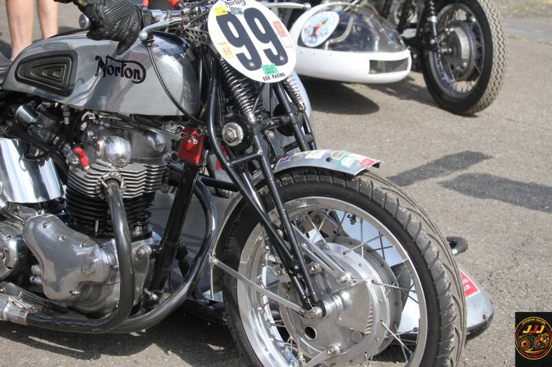 img_9811_0-standard.jpg