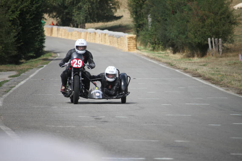 img_9825-standard.jpg
