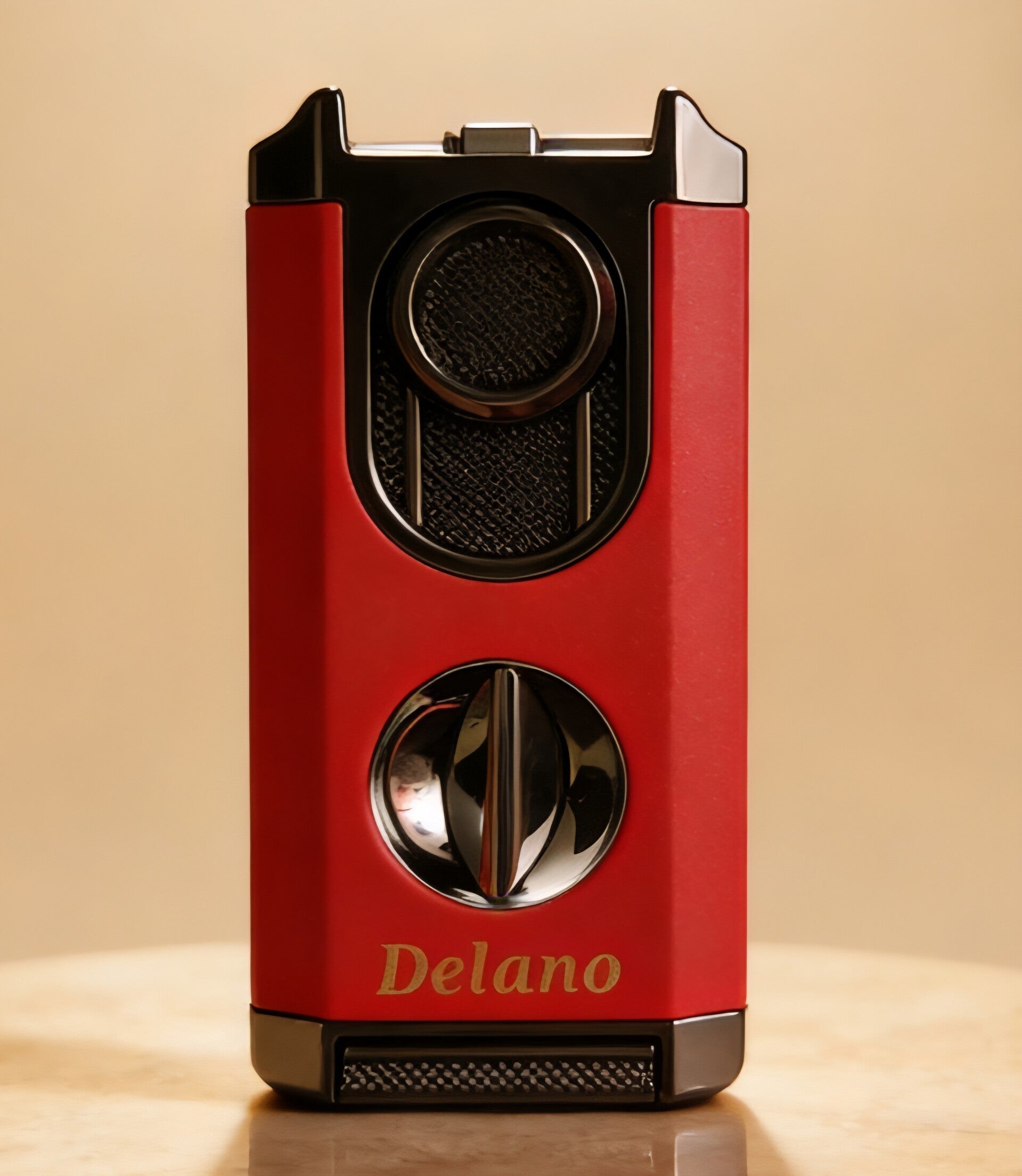 Delano Triple Jet Blue Flame Cigar Lighter With V-Cutter.