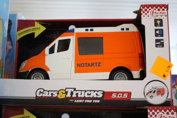 Cars and trucks - ambulance Duitsland