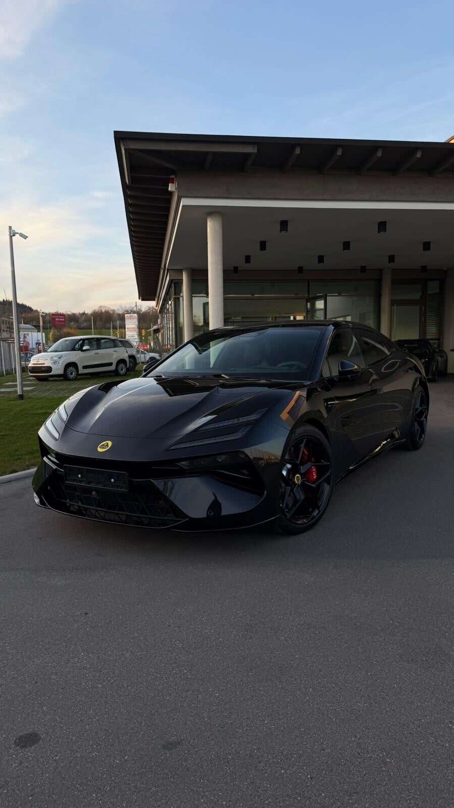 Lotus Emeya GT SE