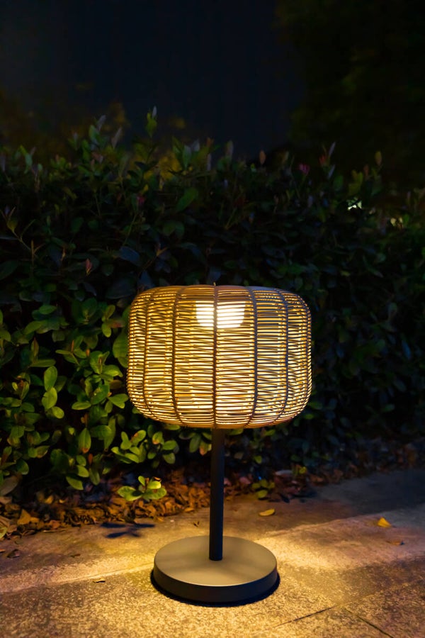 Nina solar lamp