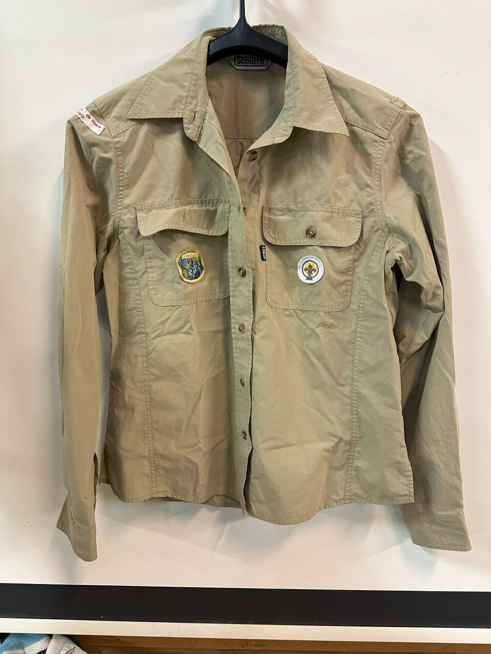 2e hands scoutingblouse