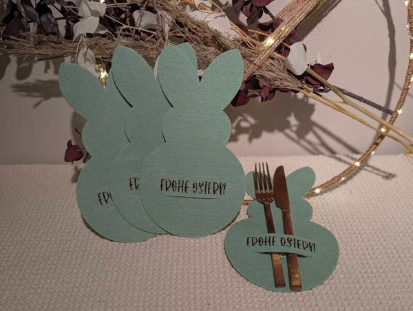 4x Bestecktasche Hase aus Filz Glitzer schwarz-goldene Schrift