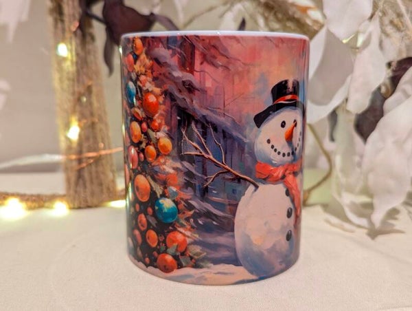 Tassen mit Schneemann und Weihnachtsbaum
