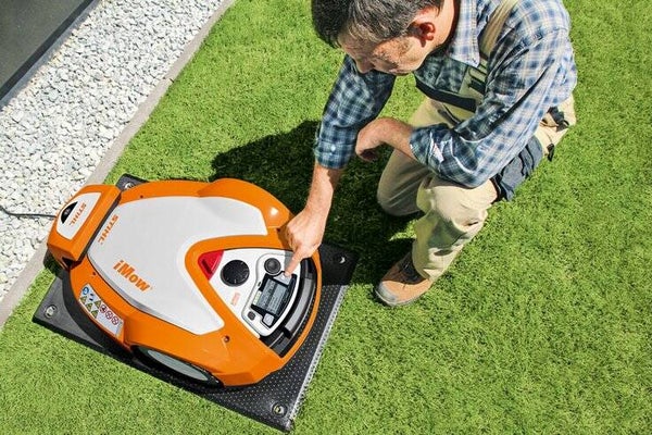 Stihl plaatsing robotmaaier RMI 422 P