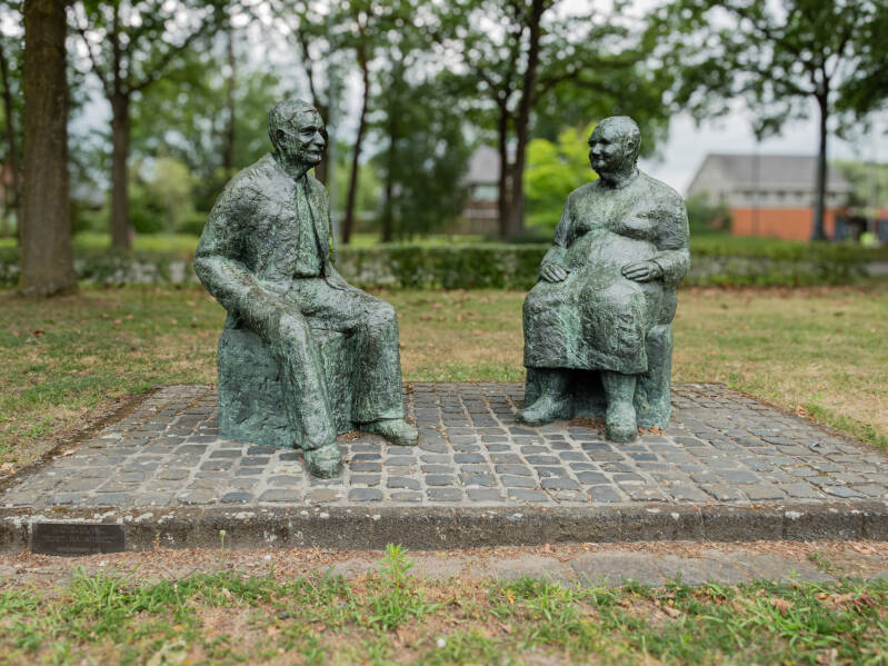 Standbeelden Klarenbeek