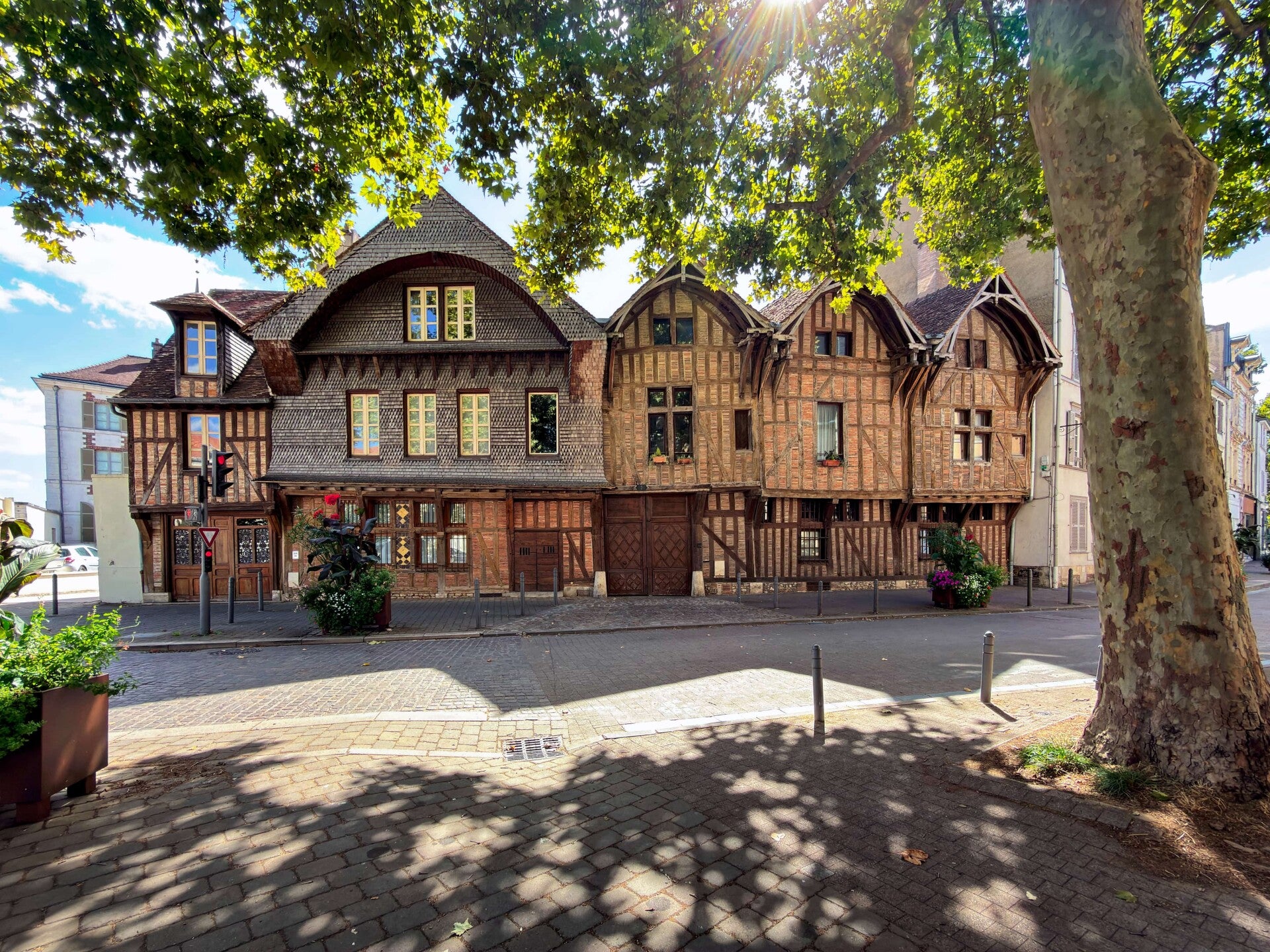 Troyes