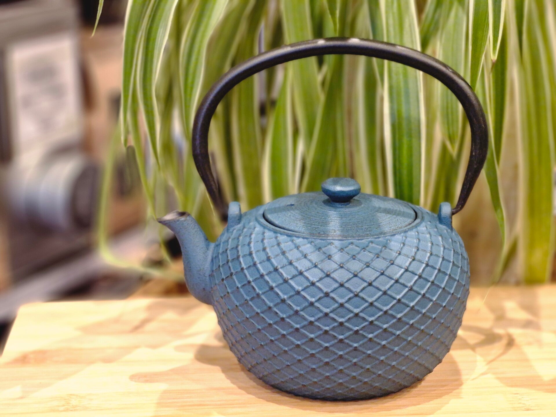 Theepot Gietijzer 'Wing'