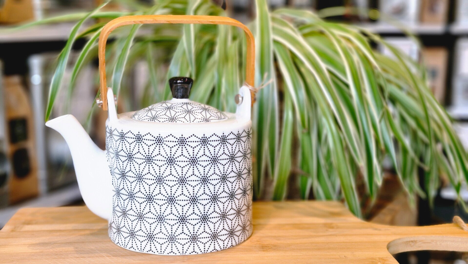 Theepot Nippon Black 1,4l