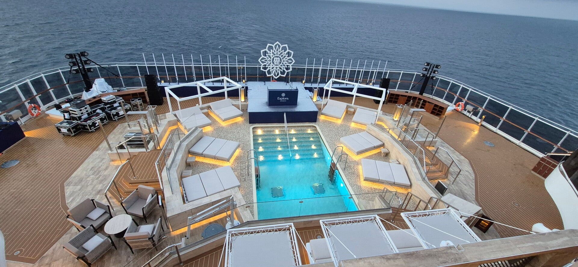 pools-explora-journeys | www.explora-kreuzfahrten.eu