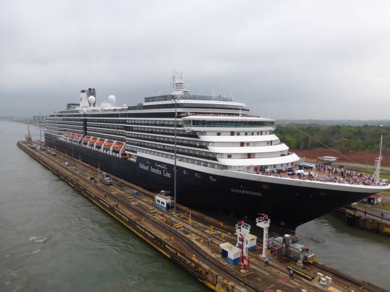 Zuiderdam Holland America Line | www.atlantisreisen.com