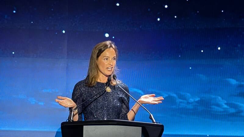 taufe-explora-journeys | www.explora-kreuzfahrten.eu