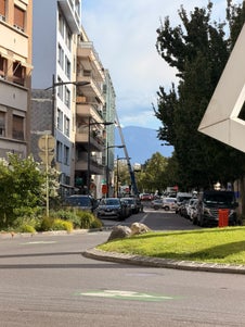 Utilisation d'un monte charge à Moûtiers pour déménagement sécurisé