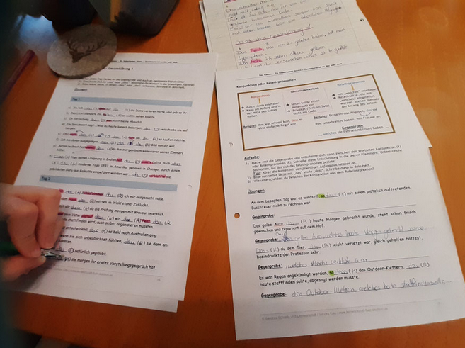 Hausaufgaben dienen zum Festigen eines gelernten Themas, hausaufgaben, selbstständig daheim üben, online nachhilfe, online unterricht, online förderstunde, nachhilfe in grasberg