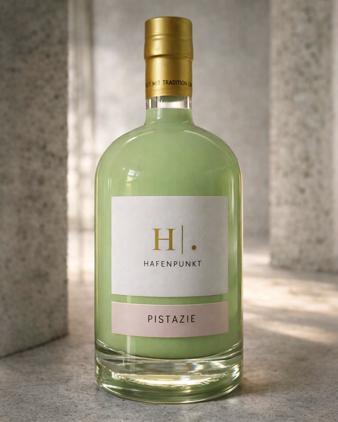 H | . - Pistazien Sahnelikör