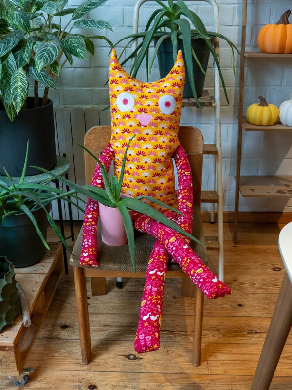 Gigantische knuffelkat Kamp - 13 tem 17 april 2026 - 8 tot 14 jaar
