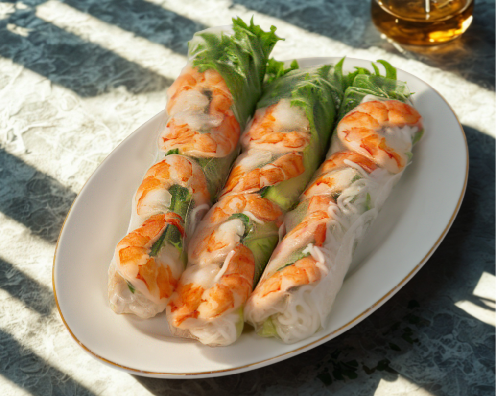 paras Kesärullat - katkaravulla, porsaanlihalla ja tofulla / Summer rolls with porh, shrimps, tofu
