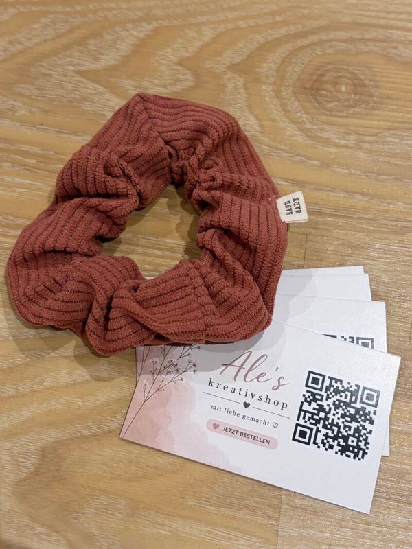 Scrunchie cord 🌺