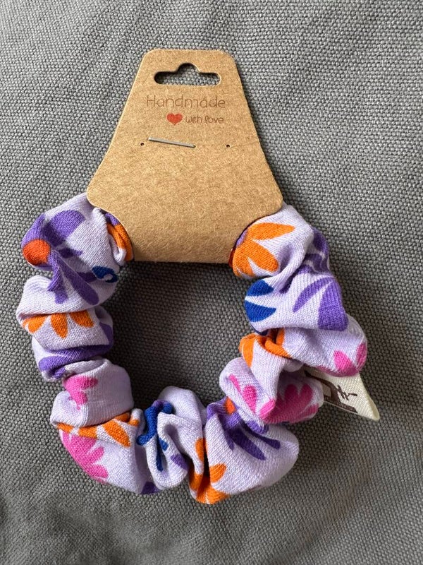 Scrunchie lila/Blume