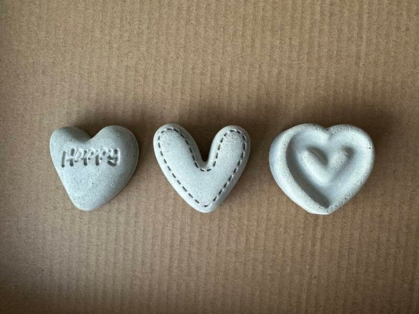 3 Beton Herzen
