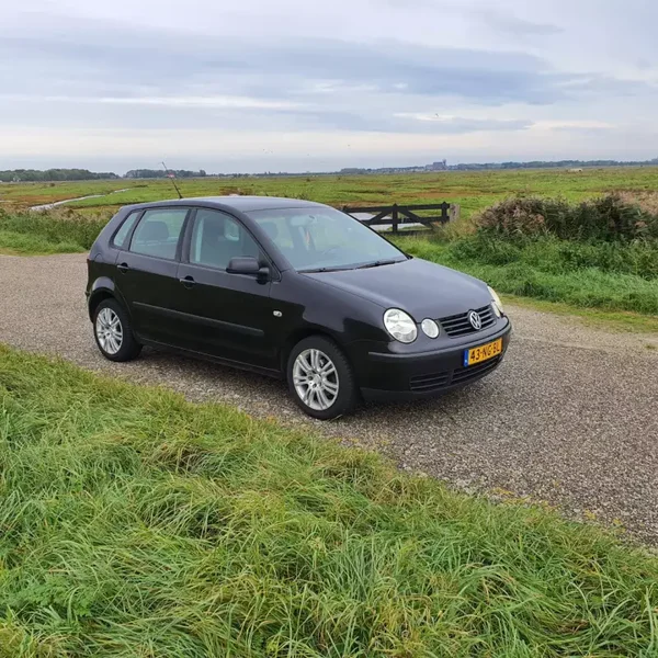 Volkswagen Polo 1.4-16V Comfortline 5 deurs Airco/Cruise