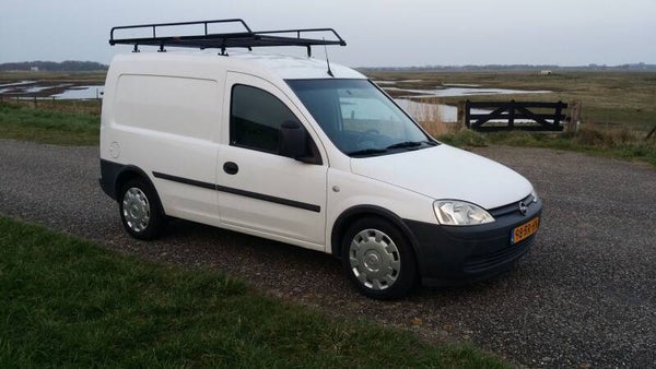 Opel Combo 1.7 CDTI 101 PK