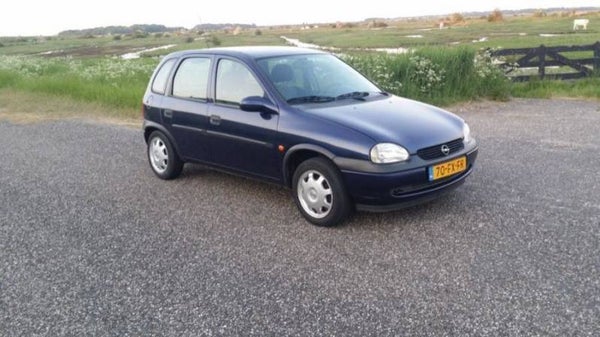 Opel Corsa 1.2 16V Onyx 5 deurs