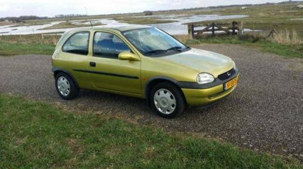 Opel Corsa 1.2i 16V Sport