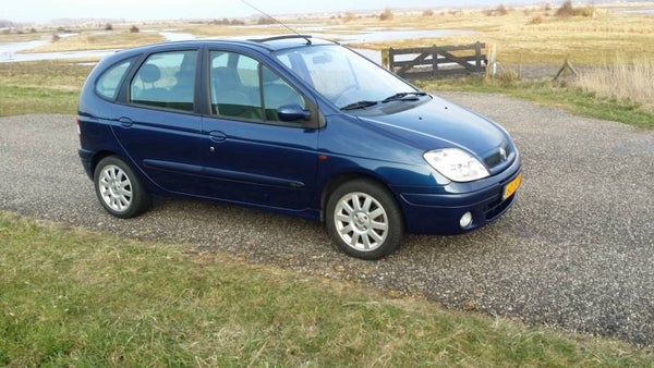 Renault Scenic 1.6 16V Dynamique 73000 km