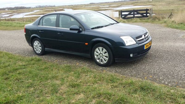 Opel Vectra 2.2 16V Elegance