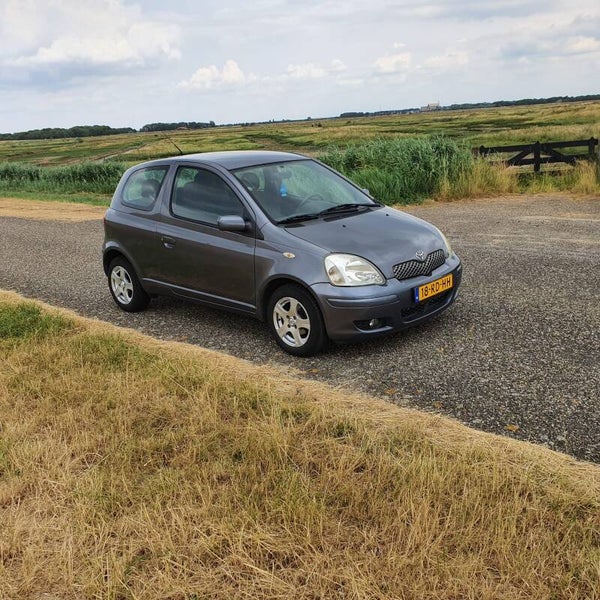 Toyota Yaris 1.3 VVT-i S-Line